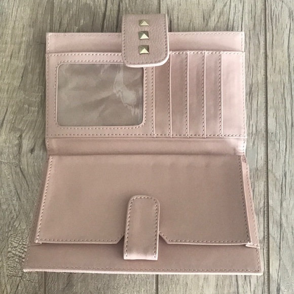 Pink wallet - Picture 2 of 3